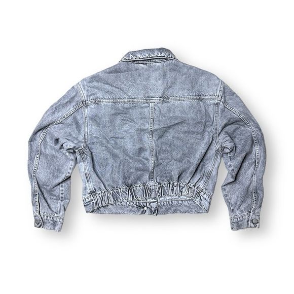 Free People x CLOSED Elin Cropped Organic Cotton Denim Trucker Jacket - Picture 9 of 12